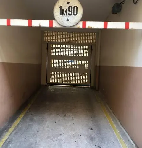 Daire Nid Douillet Sur La Cote D'azur *