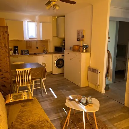 Nid Douillet Sur La Cote D'azur Apartmán Antibes