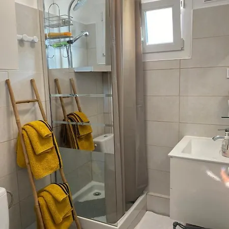 Nid Douillet Sur La Cote D'azur Apartmán